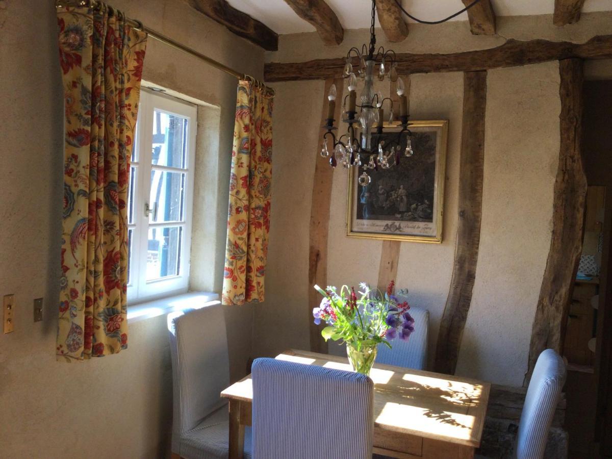 Le Clos-Masure De Beatrice Montreuil-en-Caux Bagian luar foto
